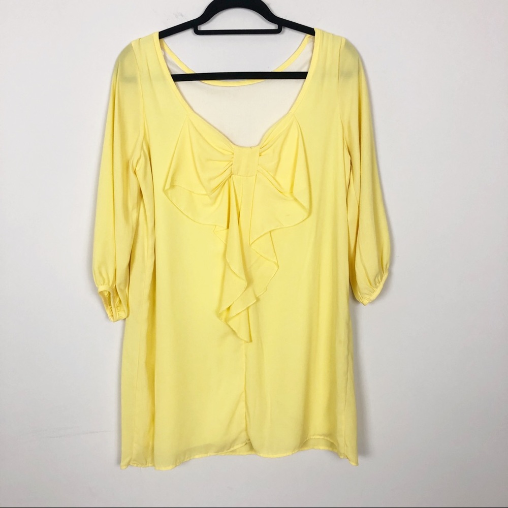 hug Yellow Blouse Sz S